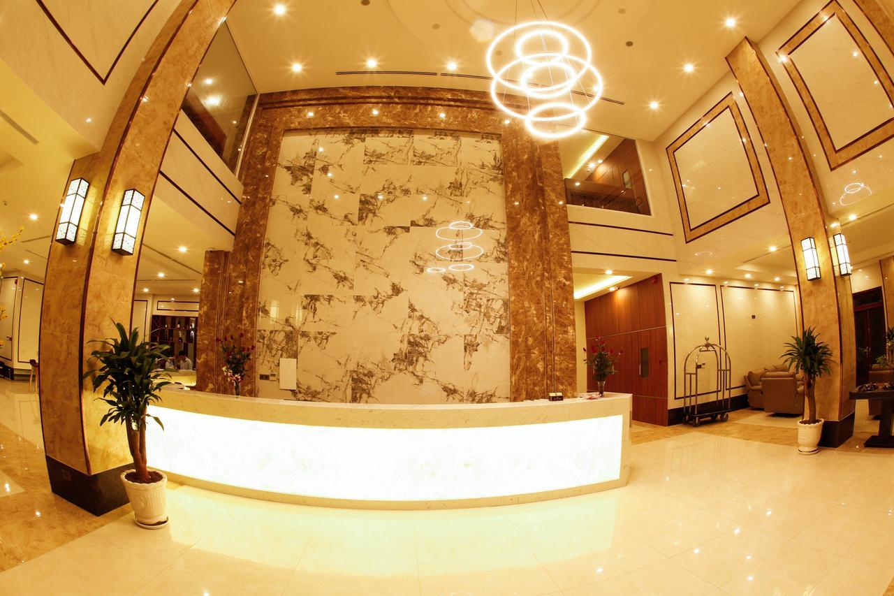 Bella Vita Hotel Лонгхай Экстерьер фото