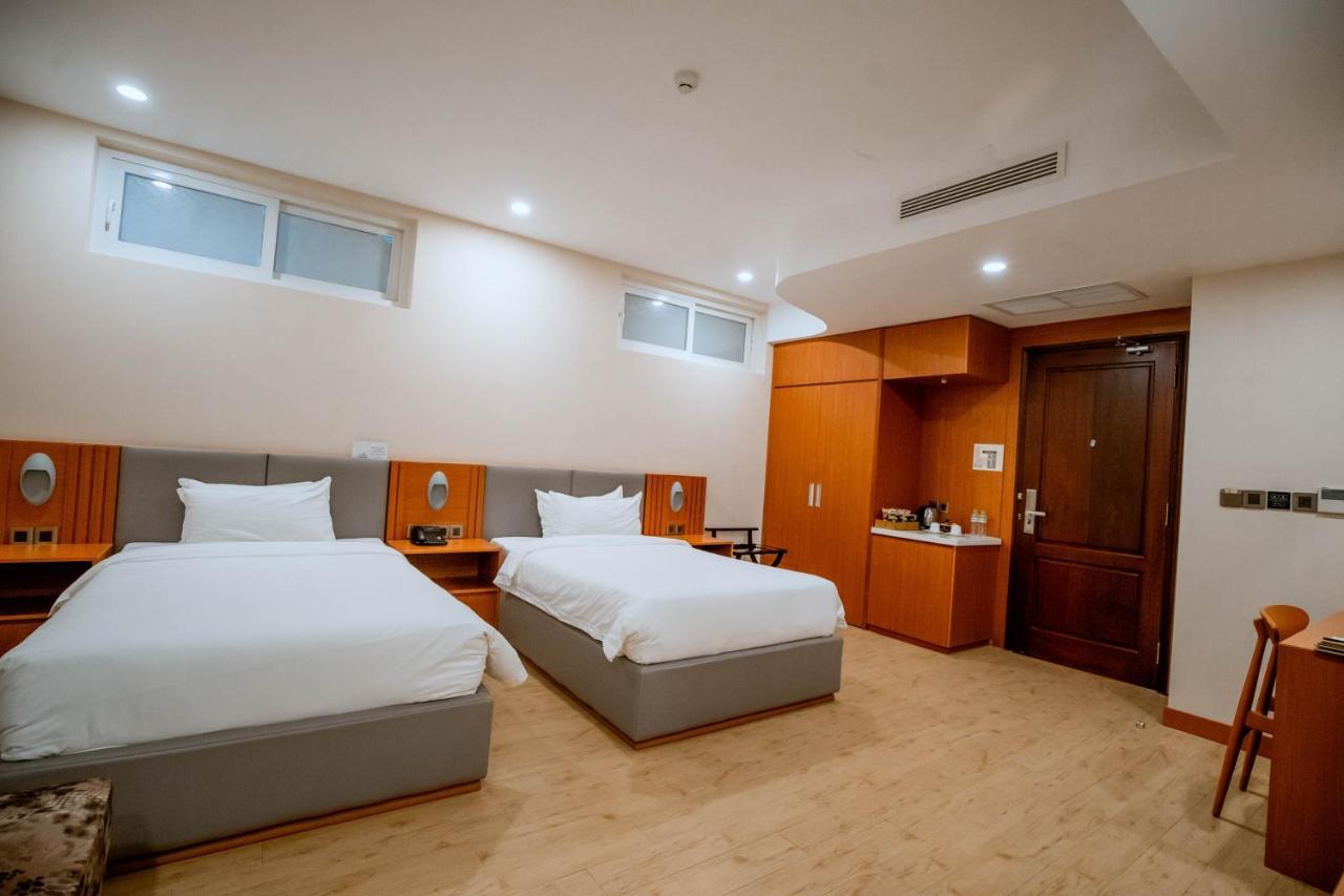 Bella Vita Hotel Лонгхай Экстерьер фото