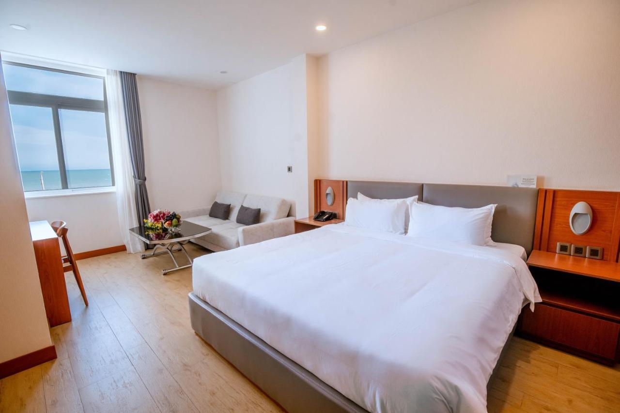 Bella Vita Hotel Лонгхай Экстерьер фото
