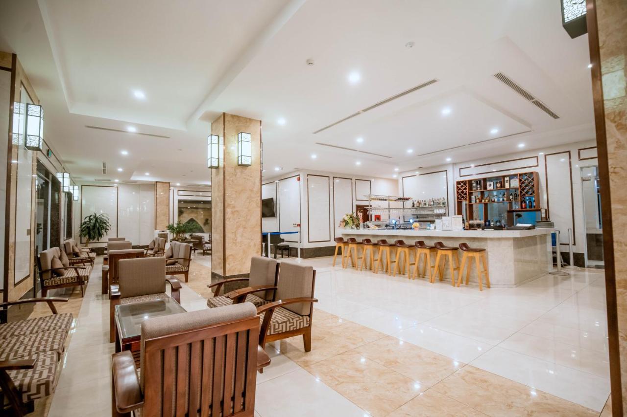 Bella Vita Hotel Лонгхай Экстерьер фото