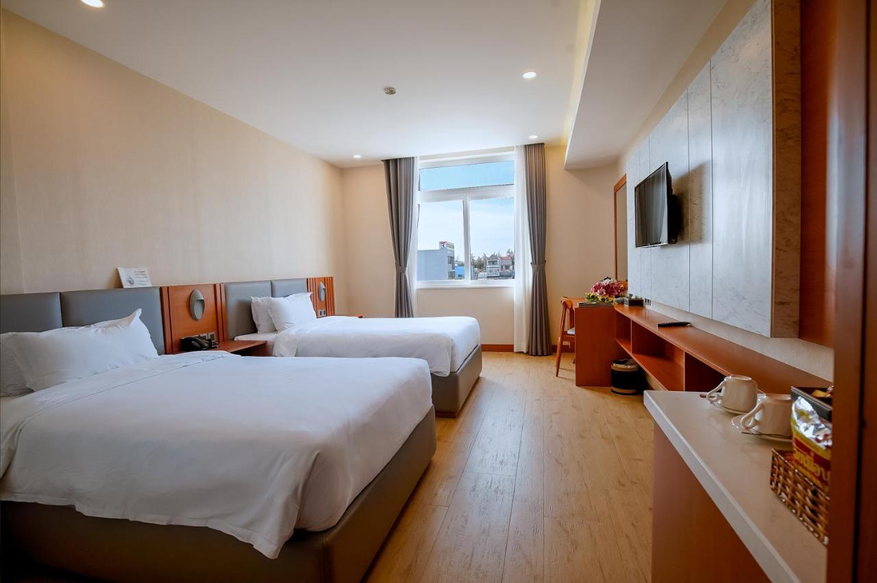 Bella Vita Hotel Лонгхай Экстерьер фото